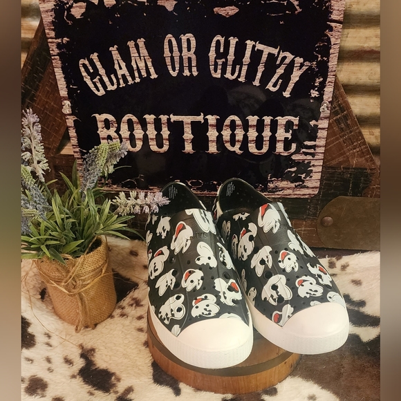 Native Disney Shoes - Picture 8 of 15